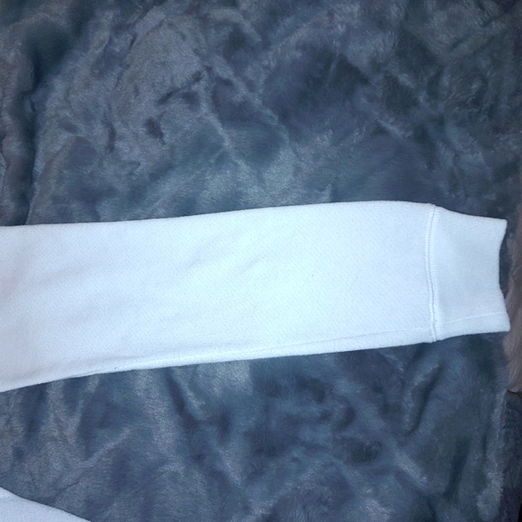 VS PINK Sweatshirt - Picture 3 of 5